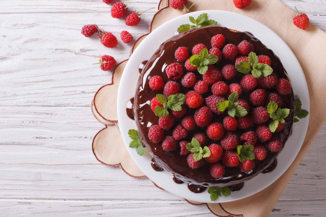 A No-Bake Raspberry and Chocolate Cheesecake You'll Absolutely Love!